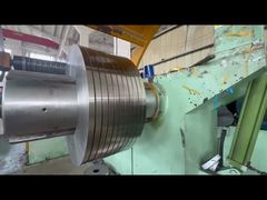 fita de aço inoxidável em bobina, laminada a frio, processamento, corte longitudinal